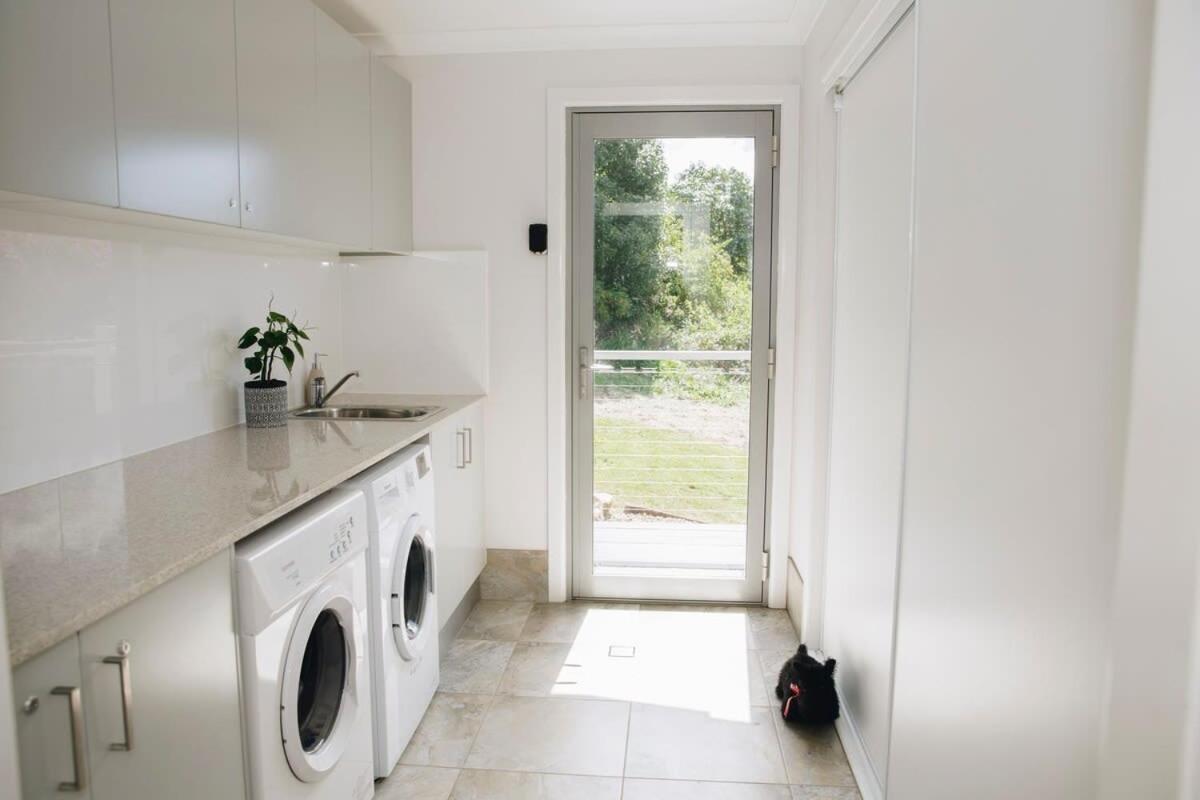 Flaxton Garden Home With Spectacular Coastal Views モントビル エクステリア 写真