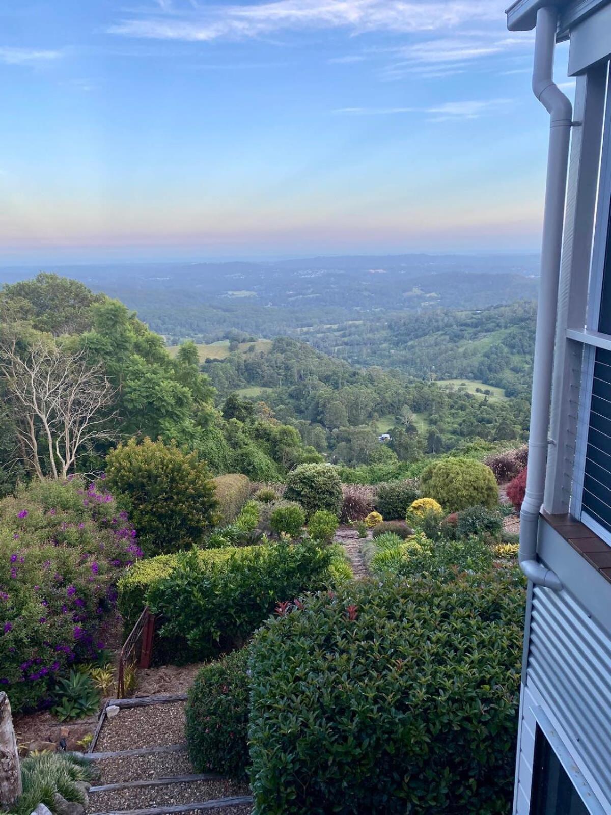 Flaxton Garden Home With Spectacular Coastal Views モントビル エクステリア 写真